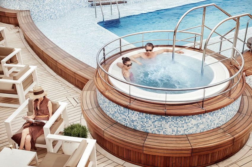 Pool Deck Jacuzzi I Silver Muse