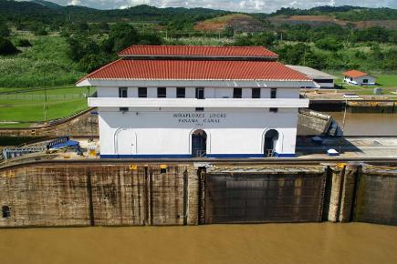 Mittelamerika: Miraflores Locks, Panamakanal