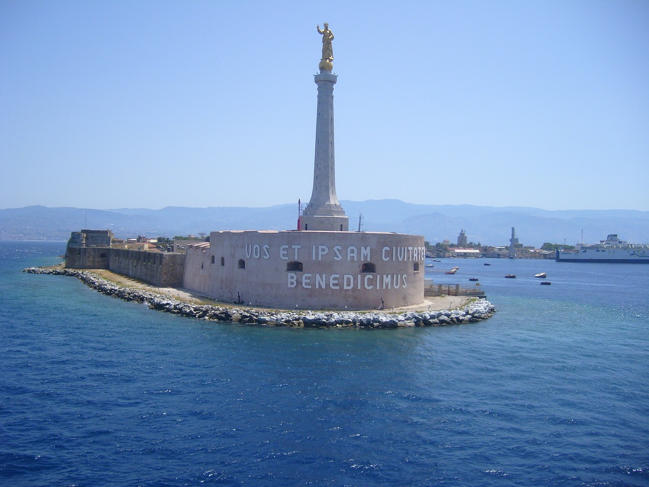 Messina: Madonnina in Messina (Slizilien)
