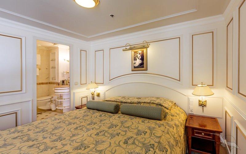 2-Bett Suite mit franz. Balkon Admirals-Deck *GOLD*