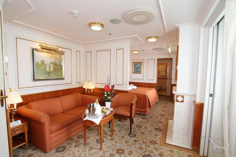 2-Bett Hochzeits-Suite mit Balkon Admirals-Deck *GOLD*