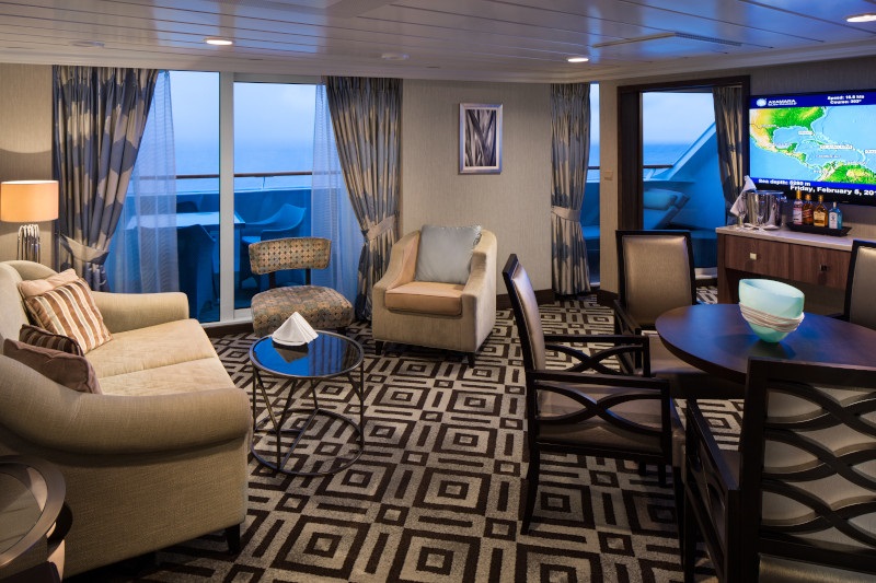 Azamara Journey -  Club Ocean Suite - Wohnzimmer