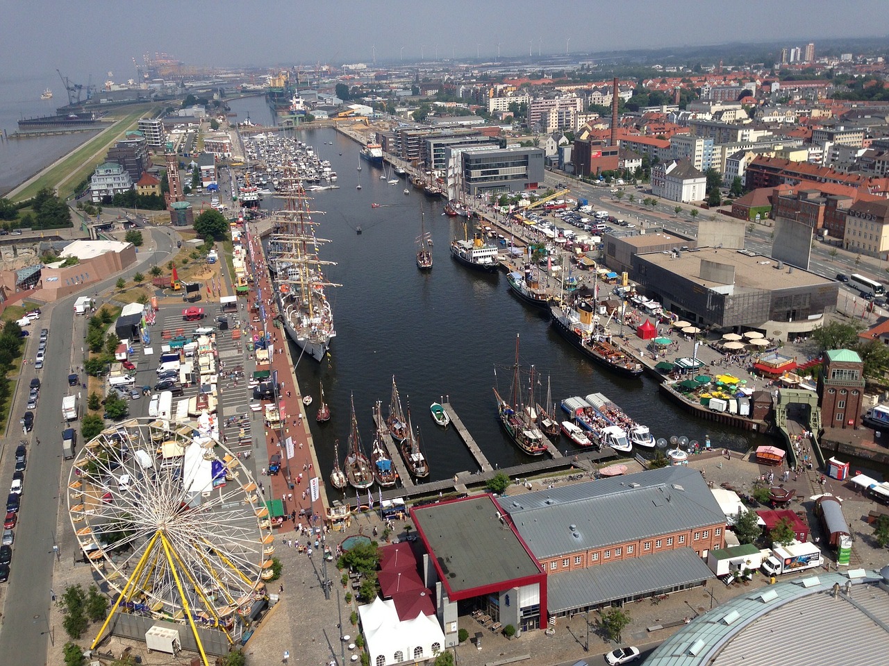 Bremerhaven: Hafenfest in Bremerhaven