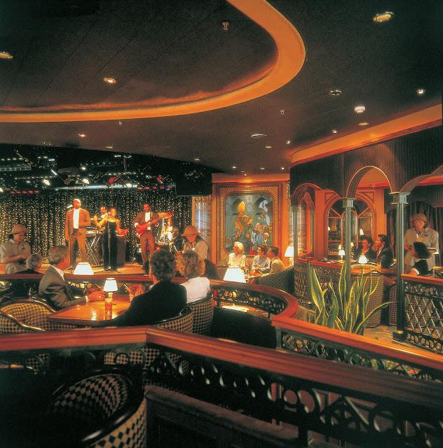 Grand Princess Explorer Lounge