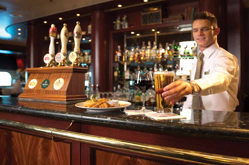 Barkeeper | Queen Mary 2