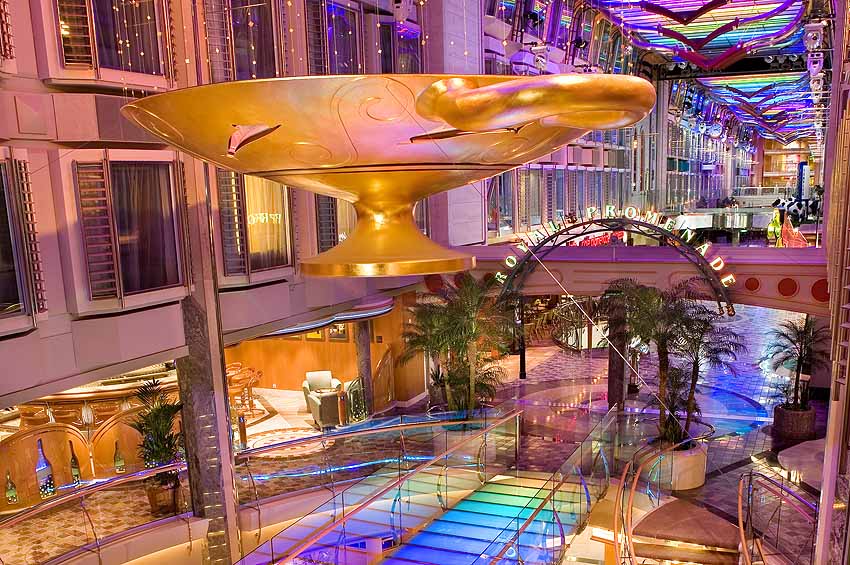 Royal Promenade | Independence of the Seas