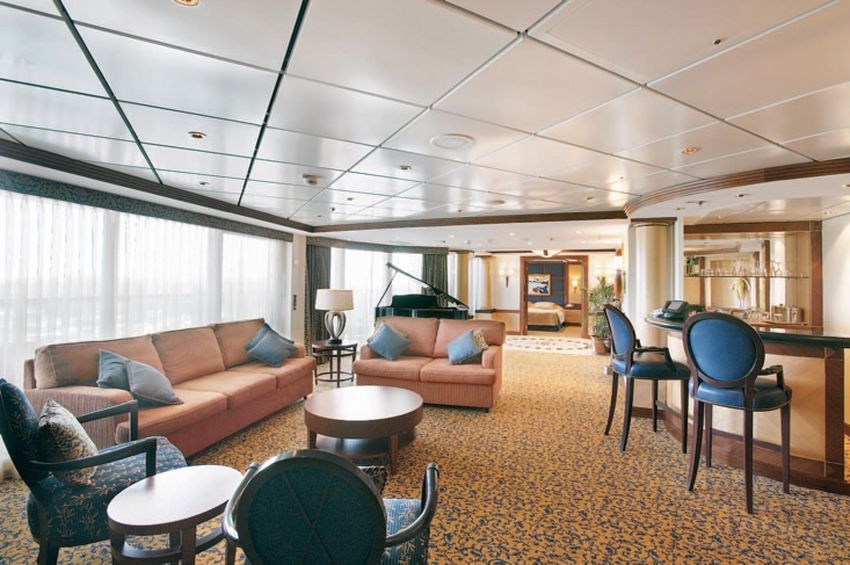 Jewel of the Seas I Royal Suite 