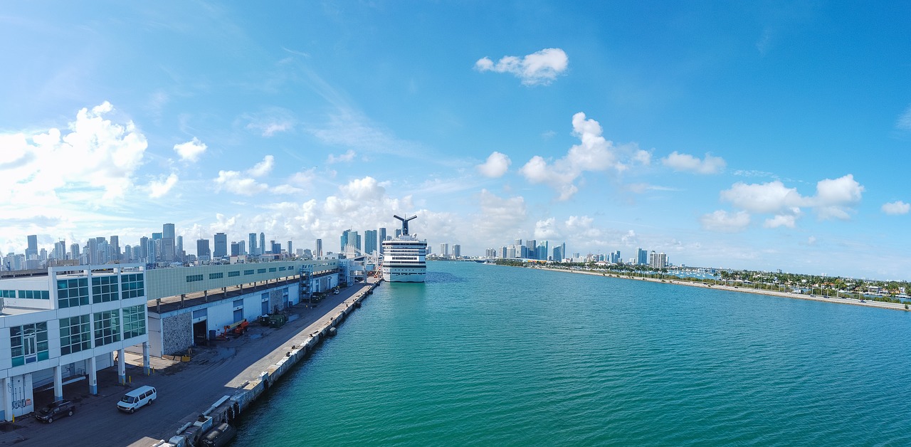 Miami: Miami Skyline Kreuzfahrt